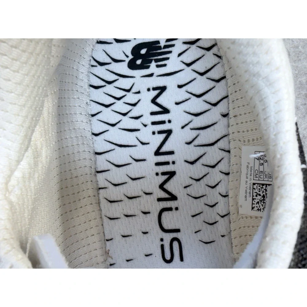 New Balance Minimus TR Mens 9 White Black Training Shoes MTM10CM1 Wide 2E